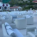 Palace 4* Minori