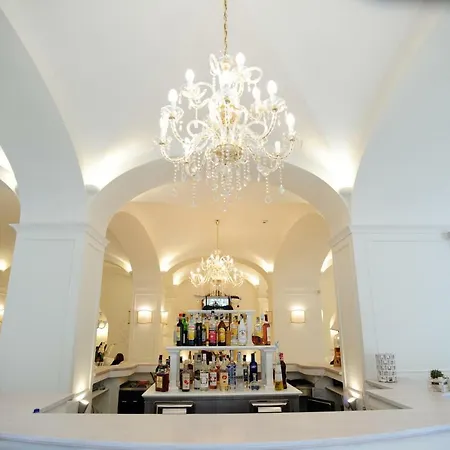Hotel Palace