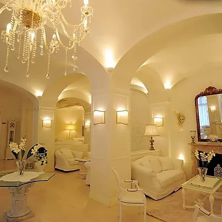 Palace Hotel 4*