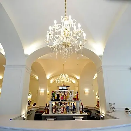 Palace Hotel 4*