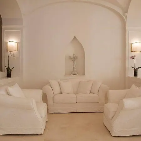 فندق Palace 4*
