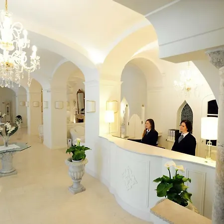 Hotel Palace