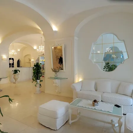 Palace Hotel 4*