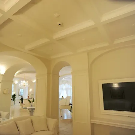 Palace Hotel 4*